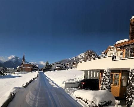 Haus Nikola Appartement Telfes im Stubai Buitenkant foto